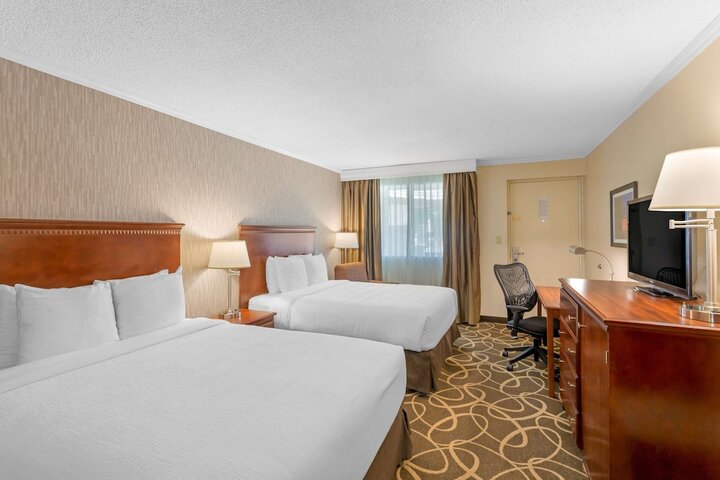 Room 18 of 36