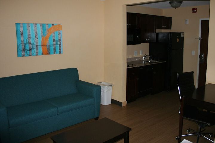 MainStay Suites Jacksonville near Camp Lejeune