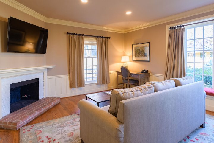 Room 57 of 176