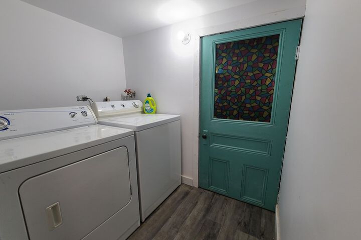 Room 49 of 99