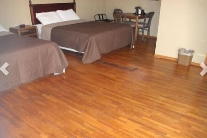Room 16 of 16