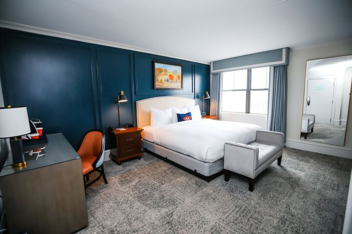 Room 16 of 22