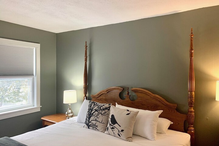 Room 15 of 44