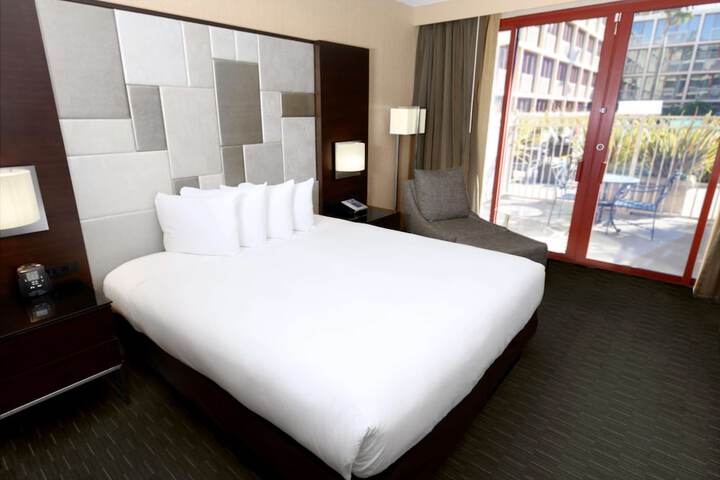 Room 45 of 249