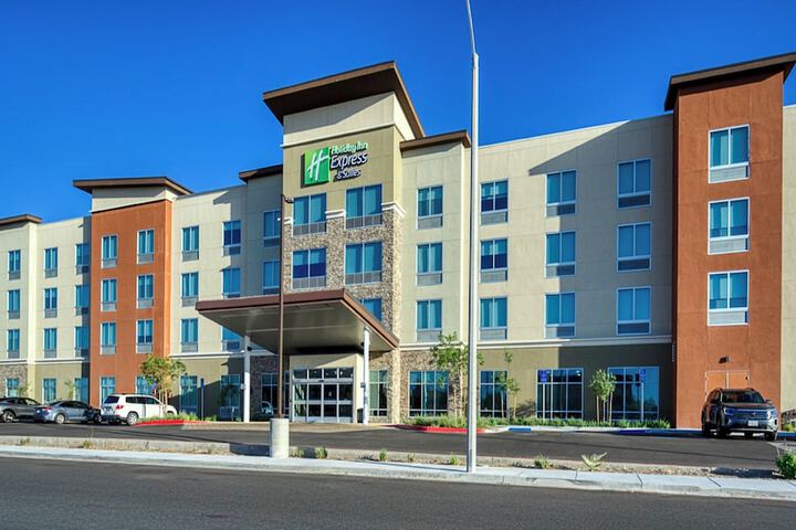 Hotel 2 of 37