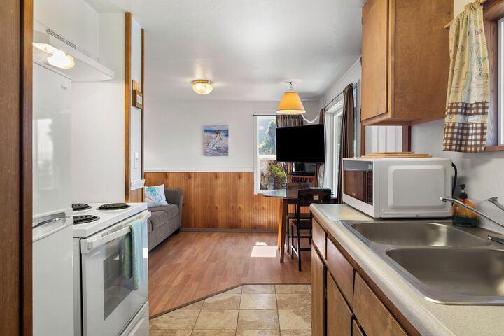 Oceanside Ocean Front Cabins