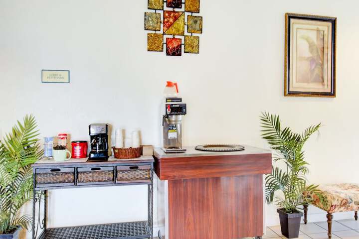 Breakfast/Coffee Service 50 of 53