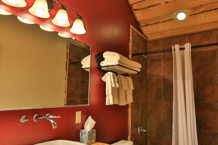 Room 20 of 37
