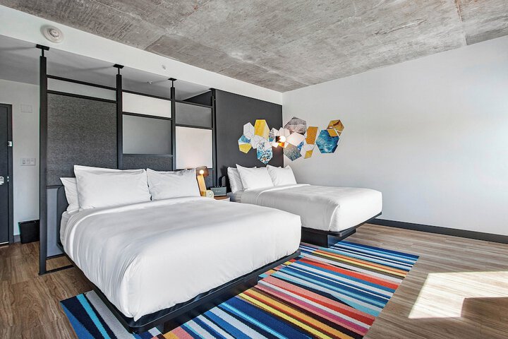 Room 29 of 80