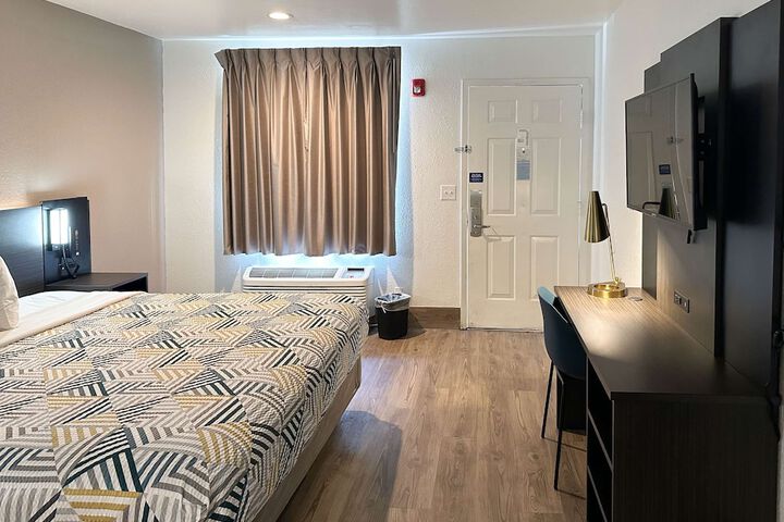 Room 48 of 50