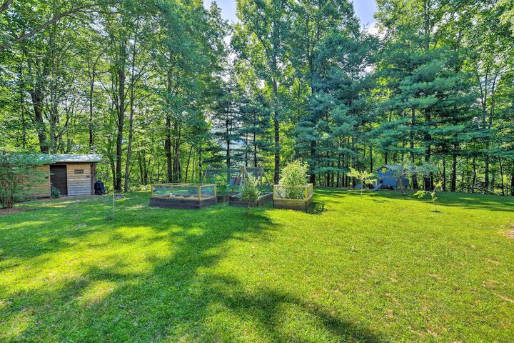Tree-lined Robbinsville Studio Near Trails!