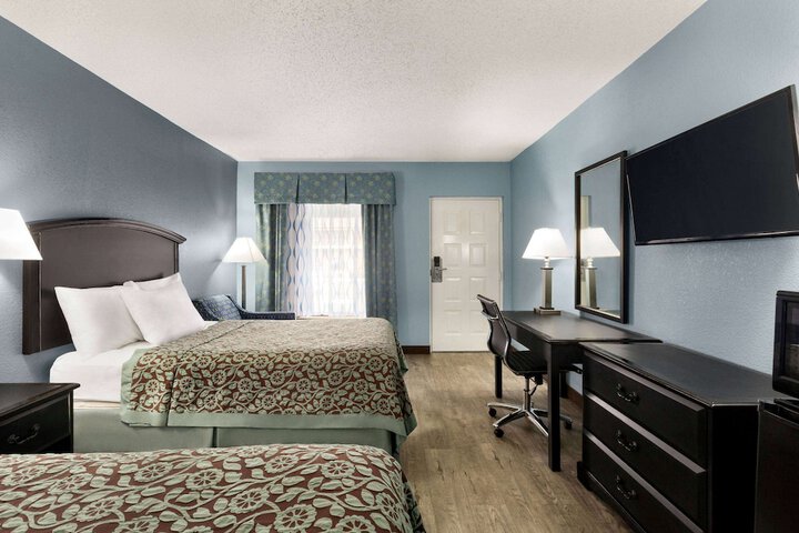Room 15 of 42