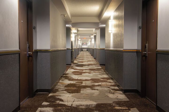 Ballroom/Hall 35 of 47