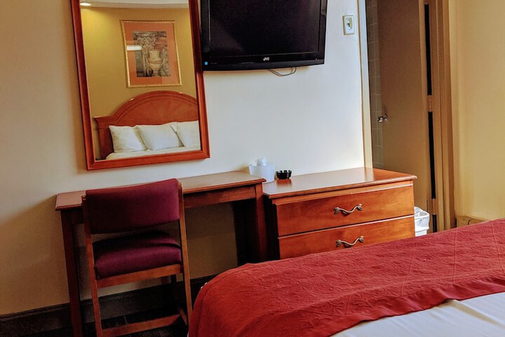 Room 20 of 26