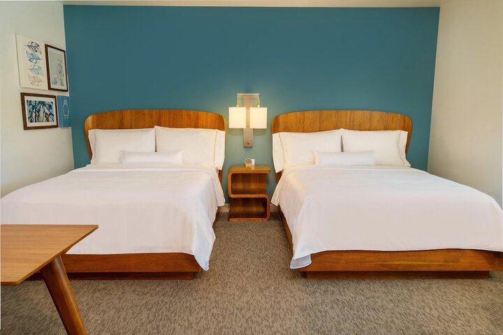 Room 16 of 44