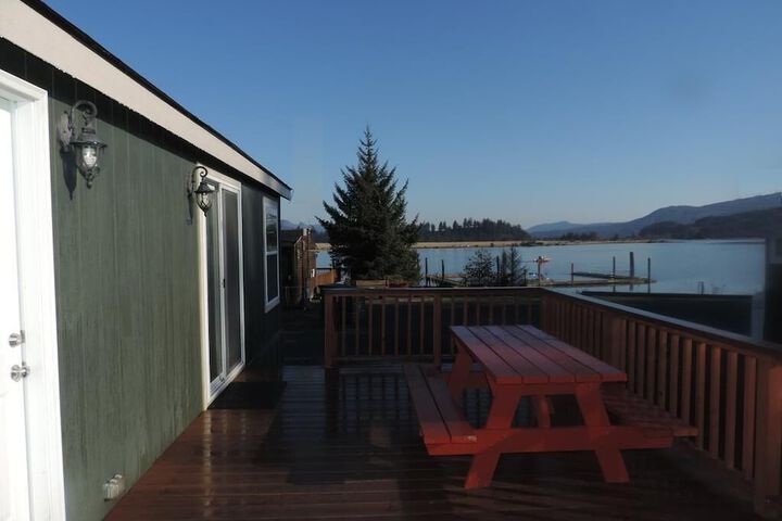 Paradise Cove RV Resort & Marina