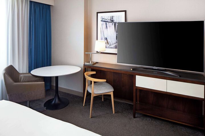Room 20 of 39