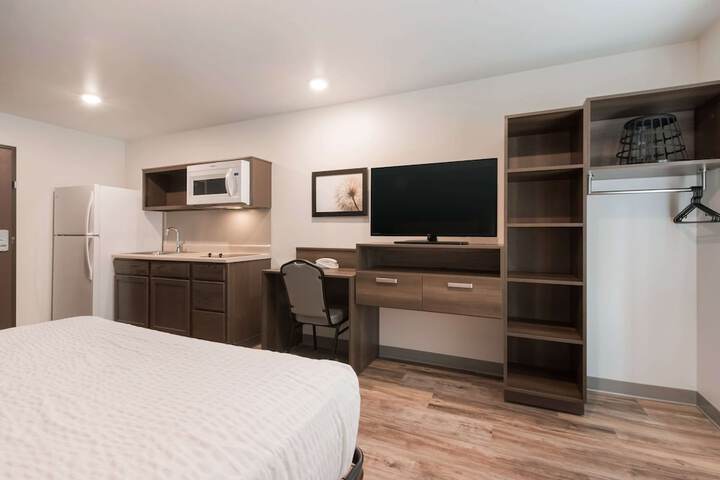 Room 8 of 31