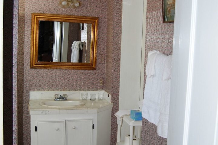 Room 18 of 47
