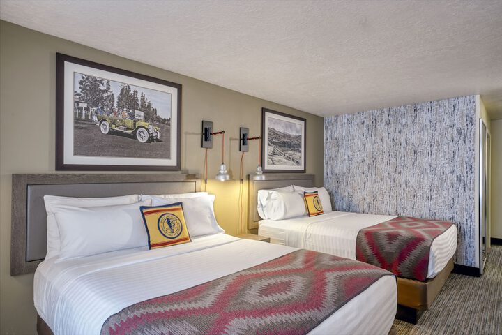 Yellowstone Park Hotel
