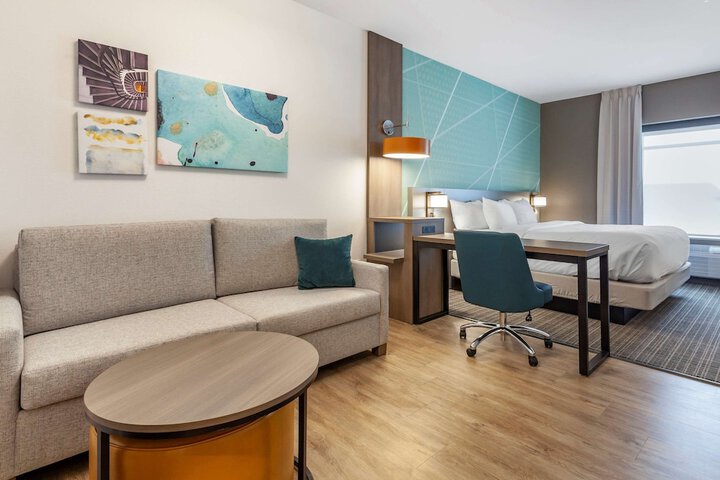 Comfort Suites Cottage Grove – Madison