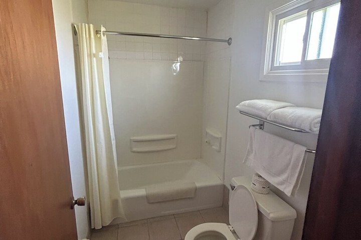Room 15 of 23