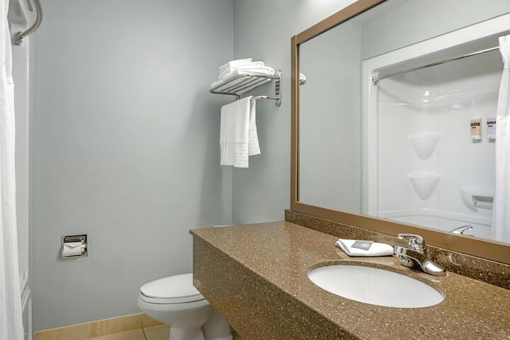 Best Western Plus Woodstock Hotel & Conference Centre