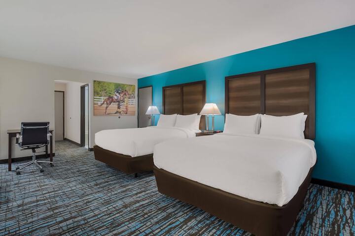 Clarion Pointe Harrodsburg-Danville