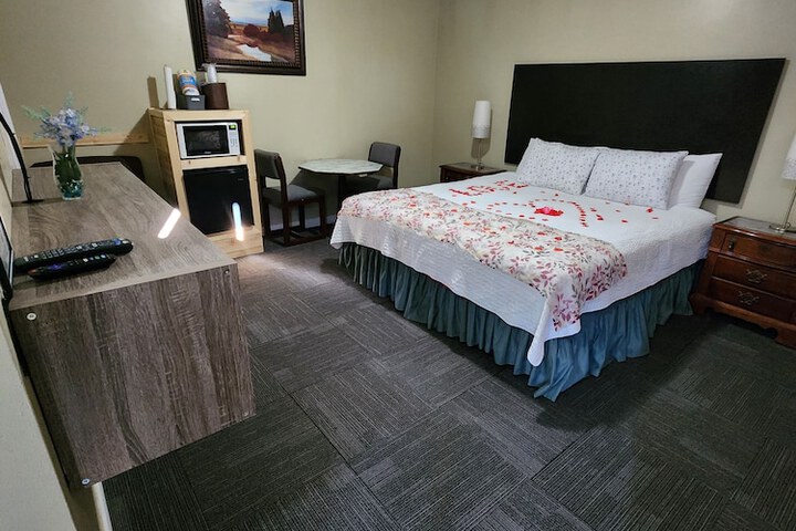 Room 40 of 73