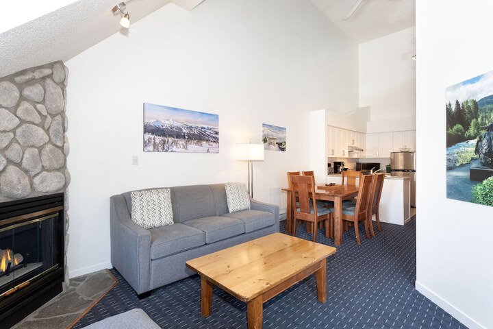 Room 44 of 182