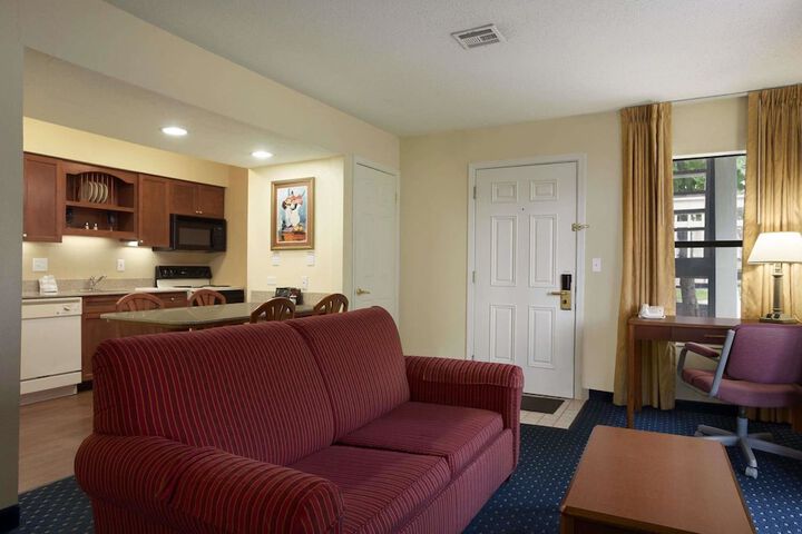 Room 14 of 41