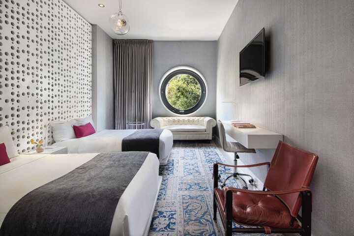 Room 74 of 114