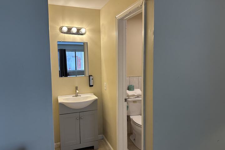 Room 37 of 44