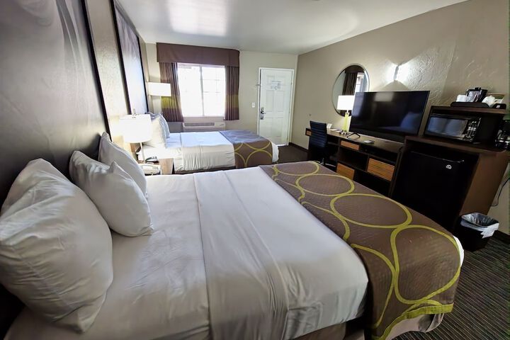 Room 45 of 65