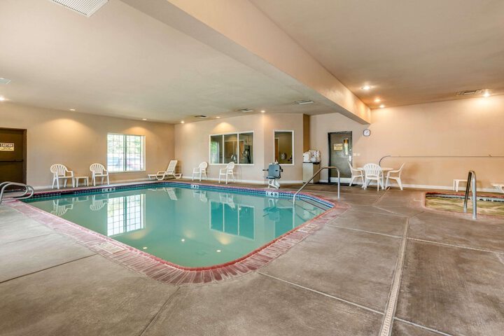 Pool 6 of 73