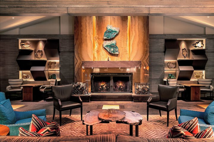 Hotel Interior 14 of 64