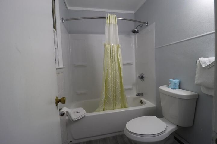 Travelodge by Wyndham Lincoln Near White Mountain