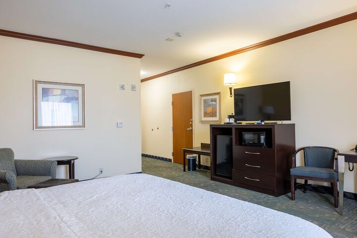 Room 40 of 50