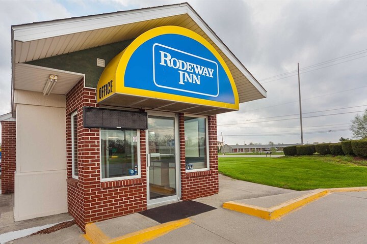 Hotel 4 of 36