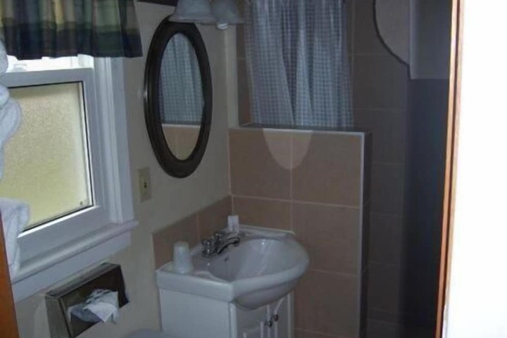 Room 15 of 51