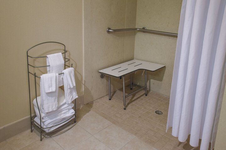 Hampton Inn & Suites Youngstown-Canfield