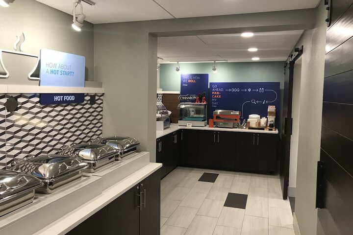 Holiday Inn Express Allentown North by IHG