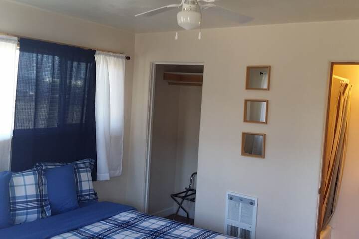 Room 15 of 36