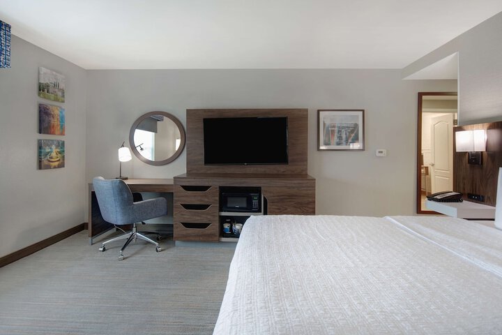Room 19 of 30
