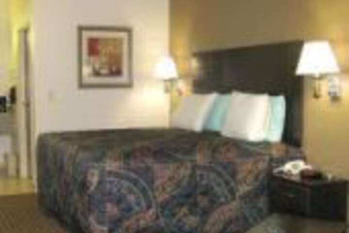 Budget Host Inn & Suites