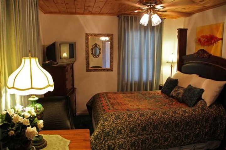Echo Canyon Spa Resort (Adults Only)
