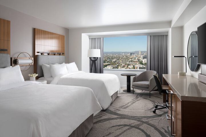 Room 50 of 117