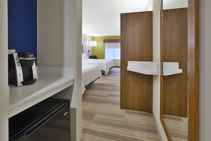 Holiday Inn Express Hotel & Suites Rochester - Victor by IHG