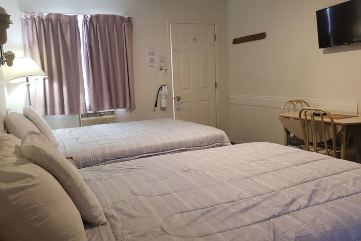 Room 11 of 42