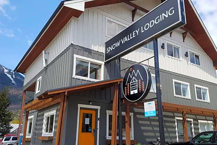 Tiny Homes by Snow Valley Lodging